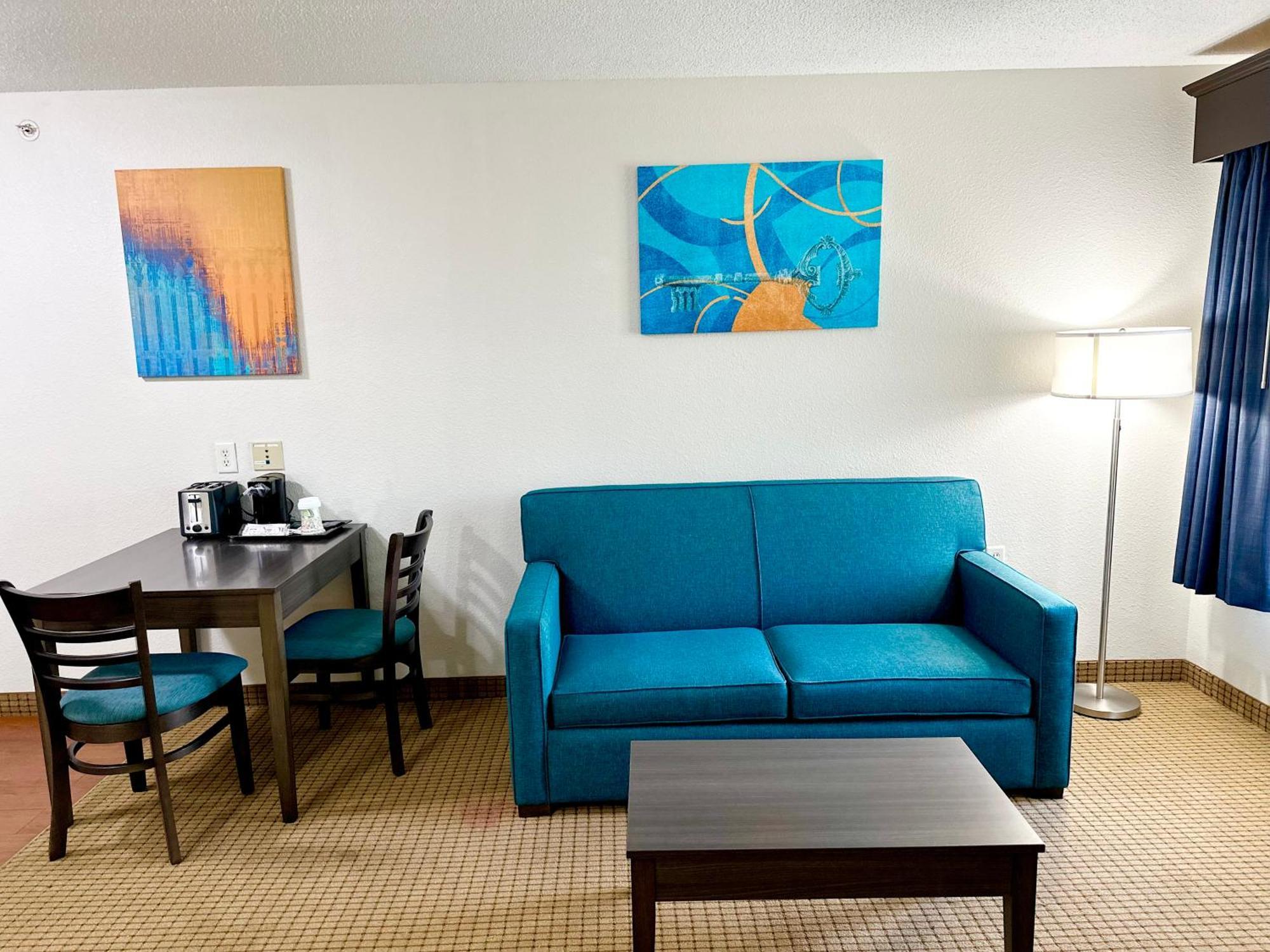 Mainstay Suites Madison Airport Extérieur photo