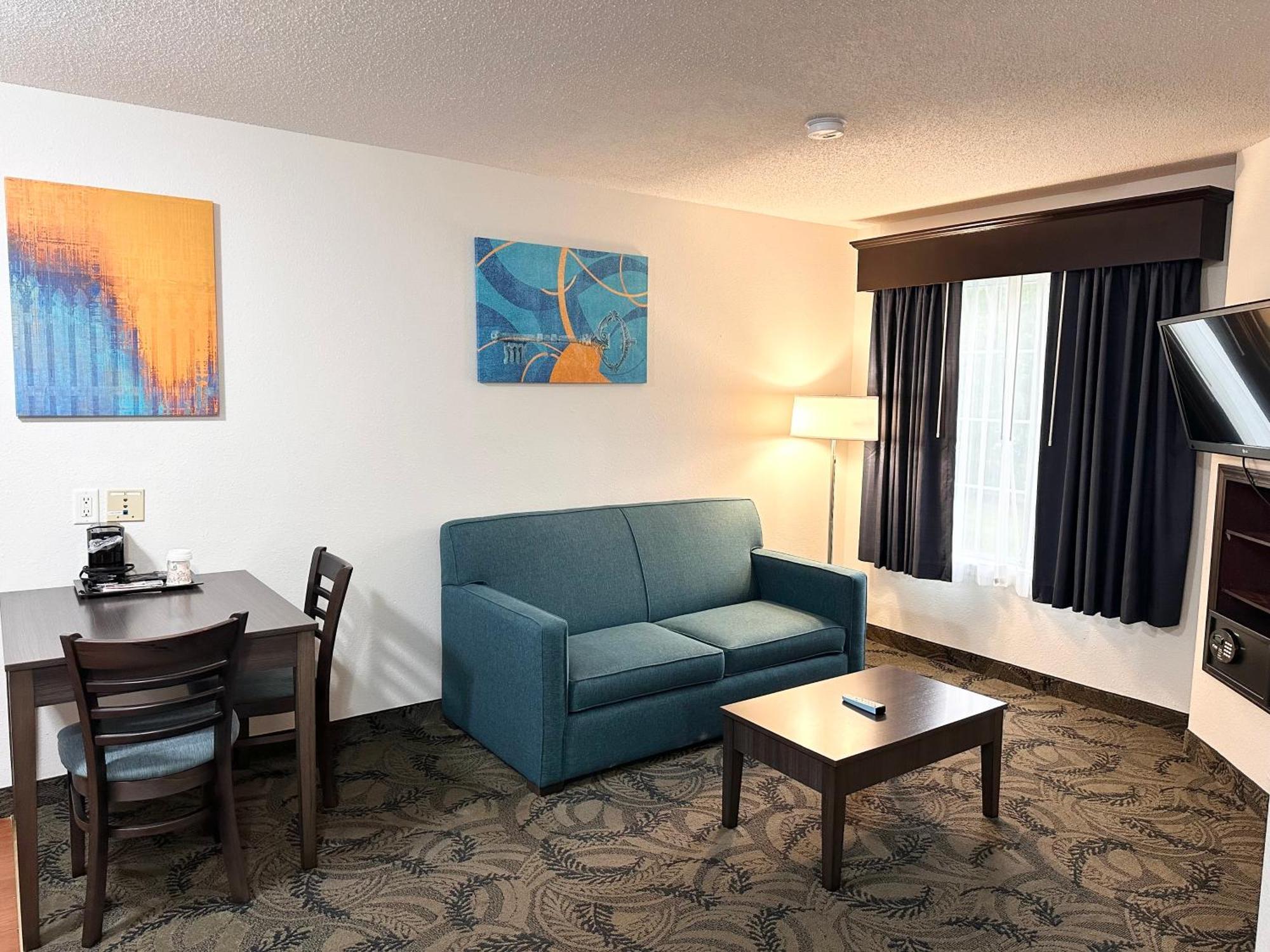 Mainstay Suites Madison Airport Extérieur photo